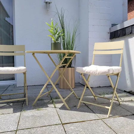 Charmantes Am Hafen Mit Gratis Bettwaesche-paket Und Terrasse *