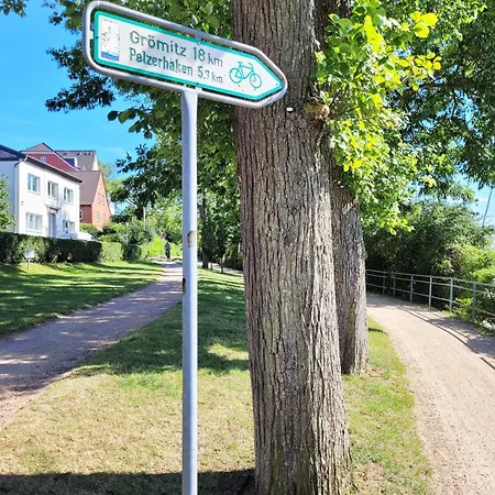 Charmantes Am Hafen Mit Gratis Bettwaesche-paket Und Terrasse * Neustadt in Holstein